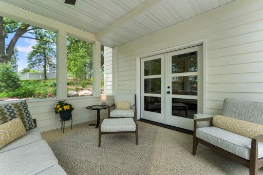 10821 Blossom Road, Eden Prairie, MN 55347