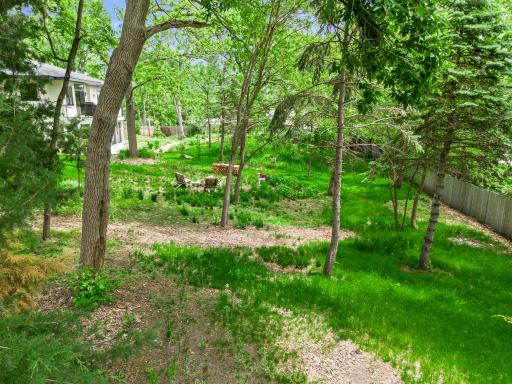 10821 Blossom Road, Eden Prairie, MN 55347