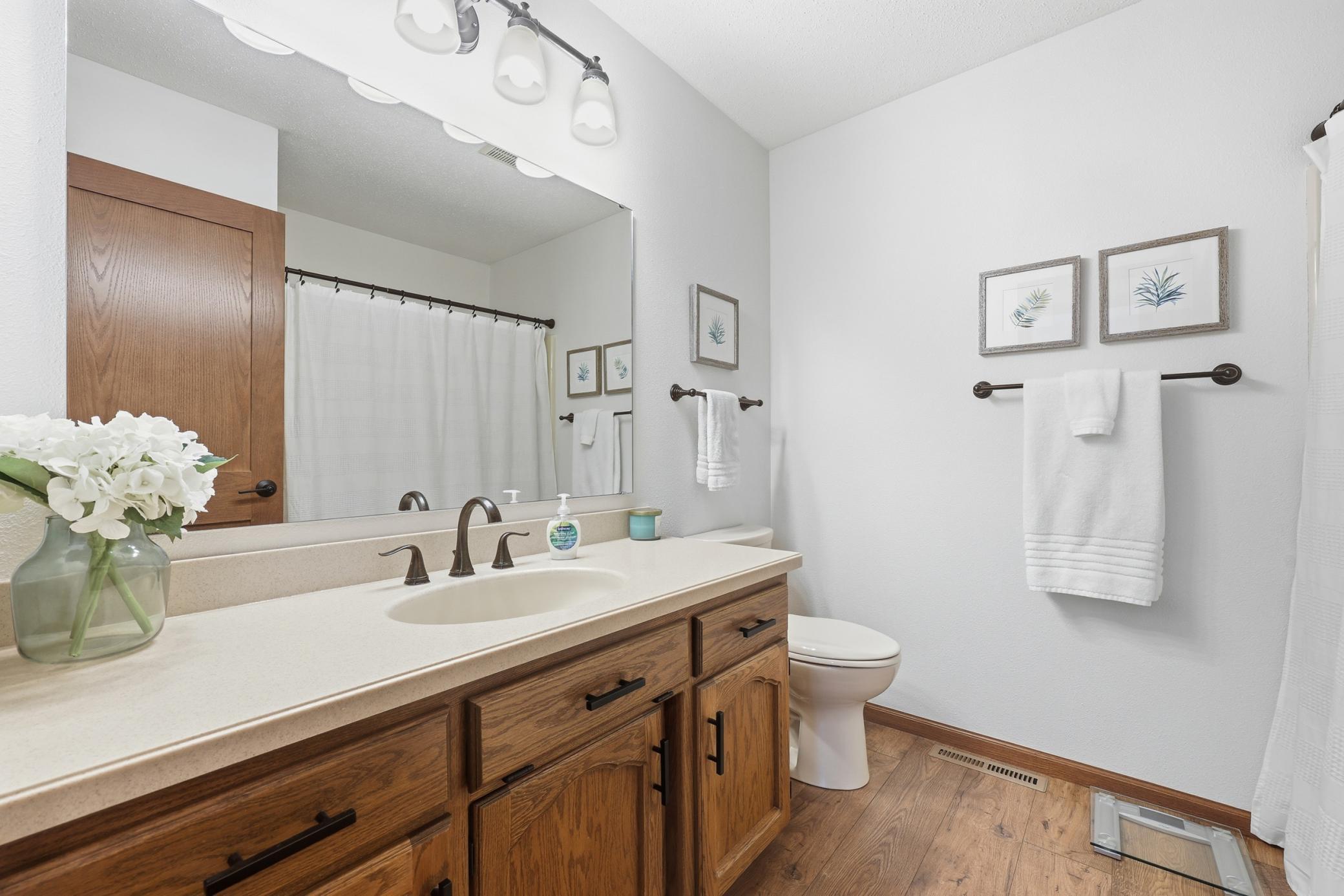 Main Floor Full Bath