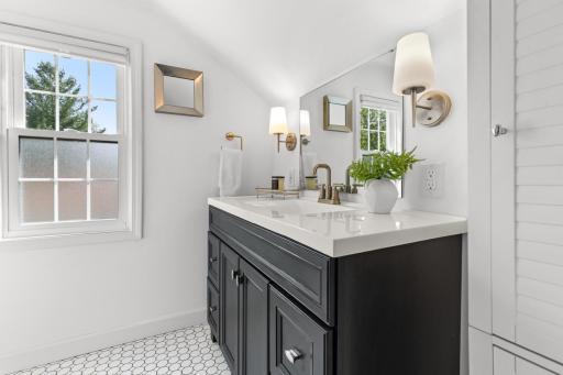 1633 Maryland Avenue S, Saint Louis Park, MN 55426