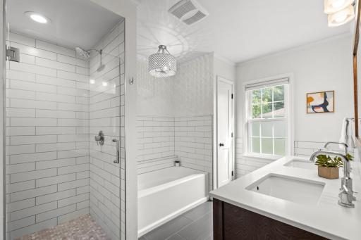 1633 Maryland Avenue S, Saint Louis Park, MN 55426