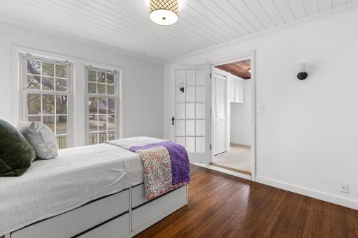 1633 Maryland Avenue S, Saint Louis Park, MN 55426