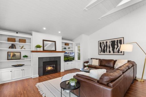 1633 Maryland Avenue S, Saint Louis Park, MN 55426