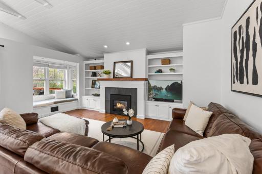 1633 Maryland Avenue S, Saint Louis Park, MN 55426