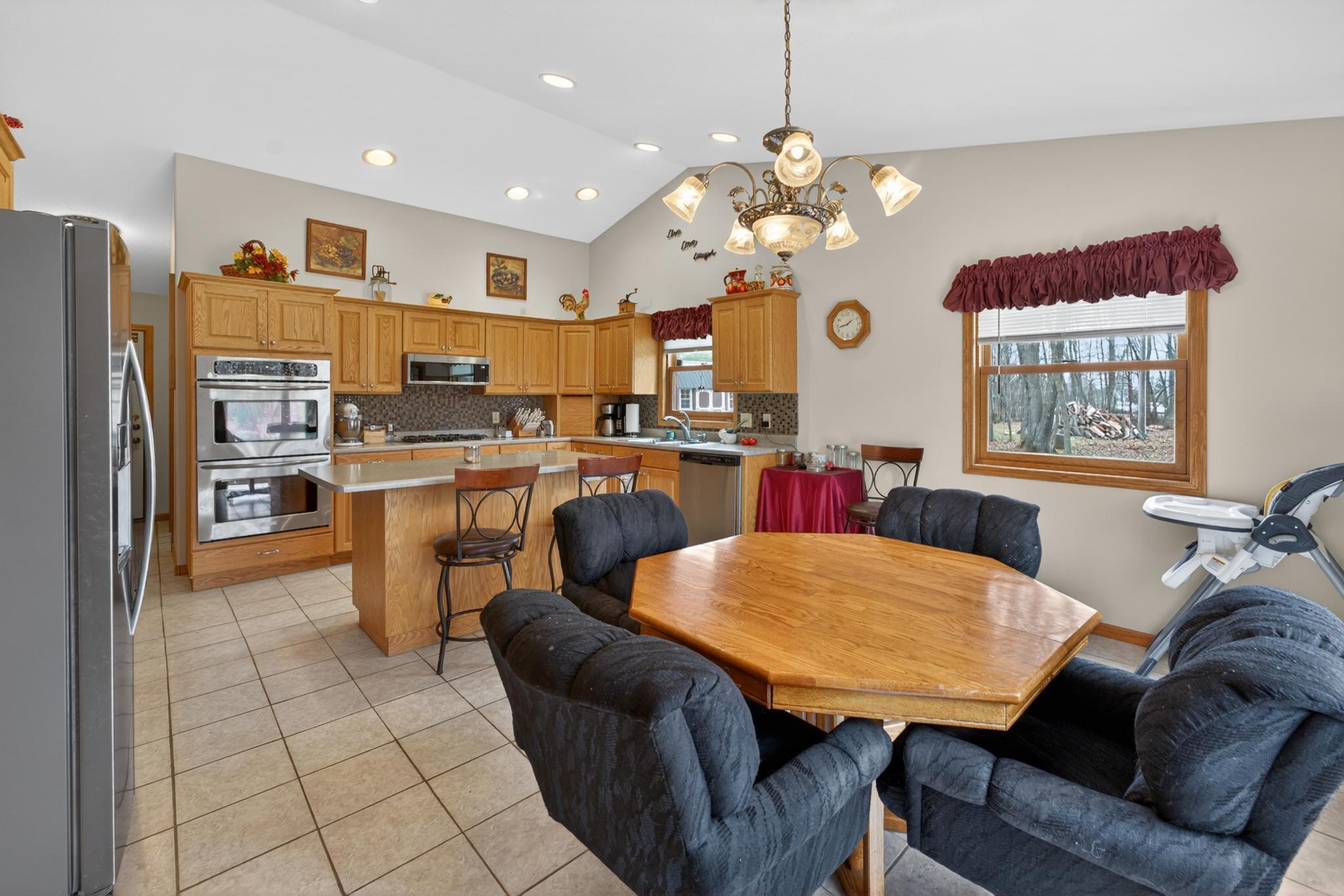 Dining Room/Kitchen