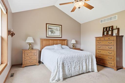 9936 Scott Avenue N, Minneapolis, MN 55443