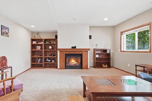 9936 Scott Avenue N, Minneapolis, MN 55443