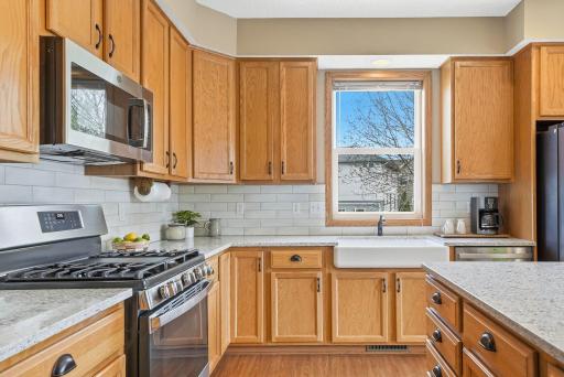 9936 Scott Avenue N, Minneapolis, MN 55443