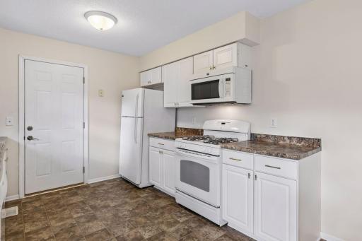 8700 Ironwood Avenue S, Cottage Grove, MN 55016