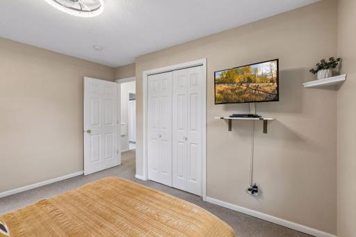8700 Ironwood Avenue S, Cottage Grove, MN 55016
