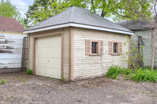 1513 18th Avenue NE, Minneapolis, MN 55418