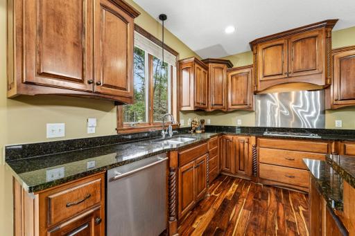 Gorgeous Cherry woodwork in the kitchen