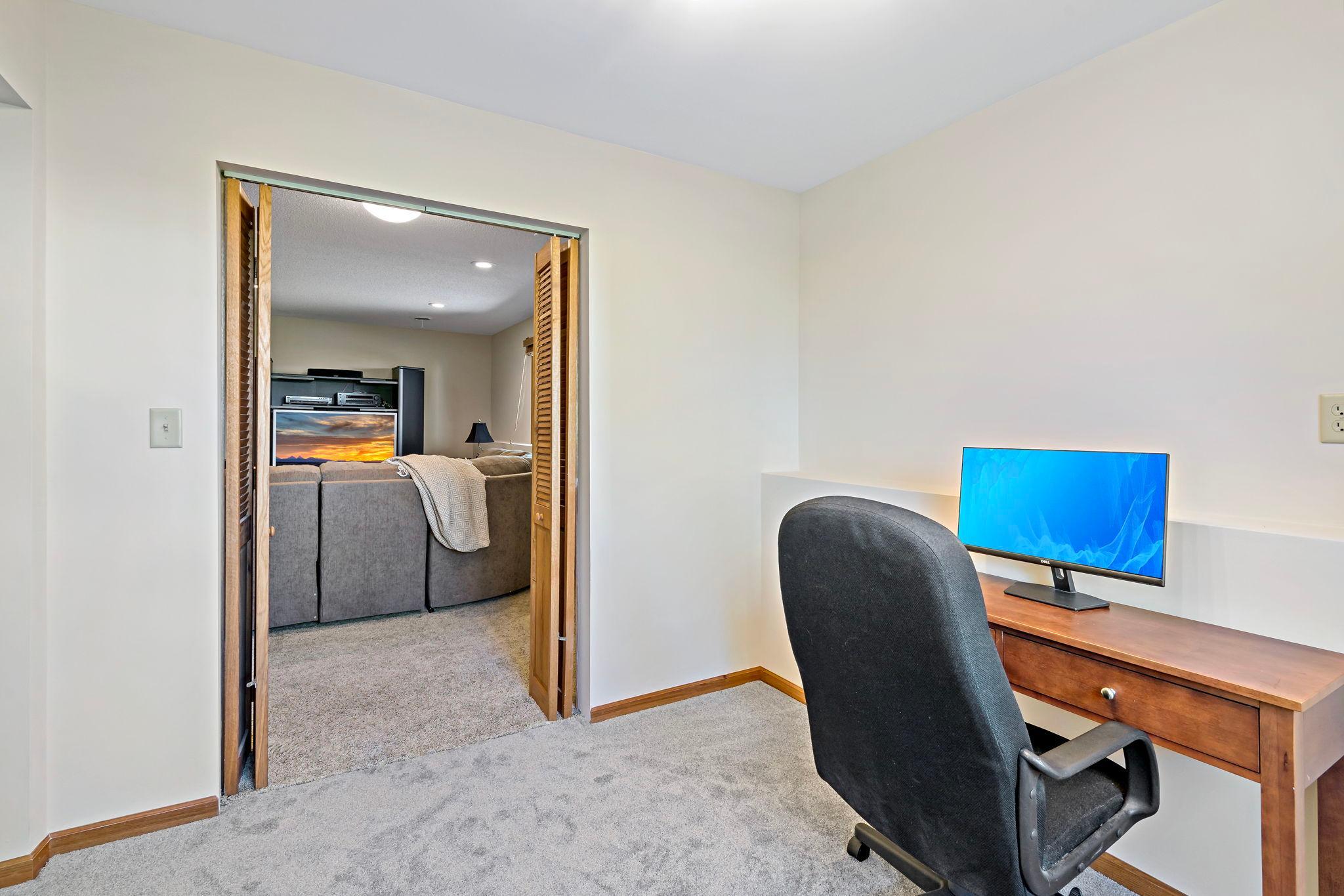 Lower level bedroom/bonus room/office