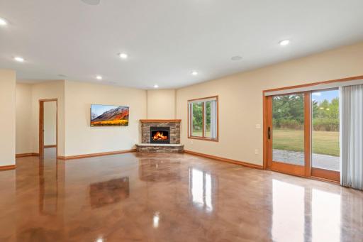 18300 225th Avenue NW, Big Lake, MN 55309