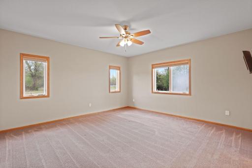 18300 225th Avenue NW, Big Lake, MN 55309