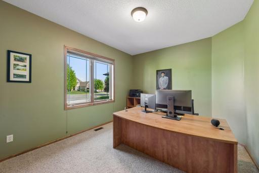 10627 Colorado Avenue N, Brooklyn Park, MN 55443