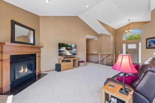 10627 Colorado Avenue N, Brooklyn Park, MN 55443