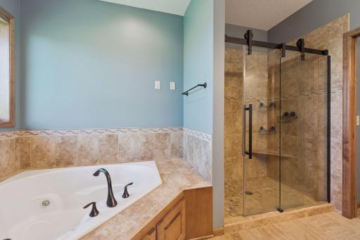 10627 Colorado Avenue N, Brooklyn Park, MN 55443