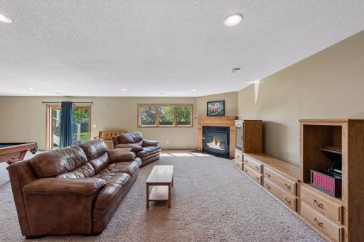 10627 Colorado Avenue N, Brooklyn Park, MN 55443