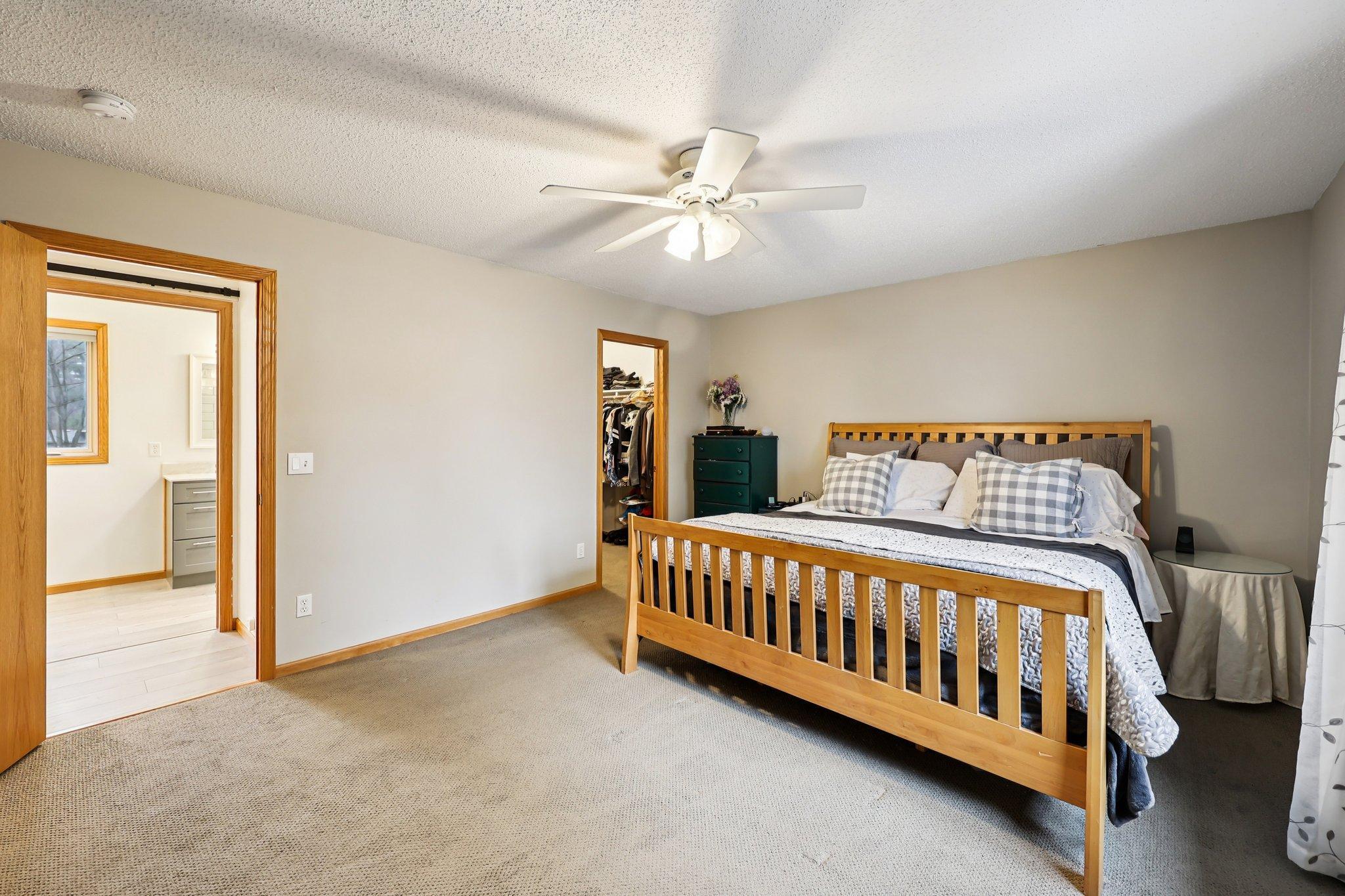 15-web-or-mls-Birch Rd-S0703-015.jpg