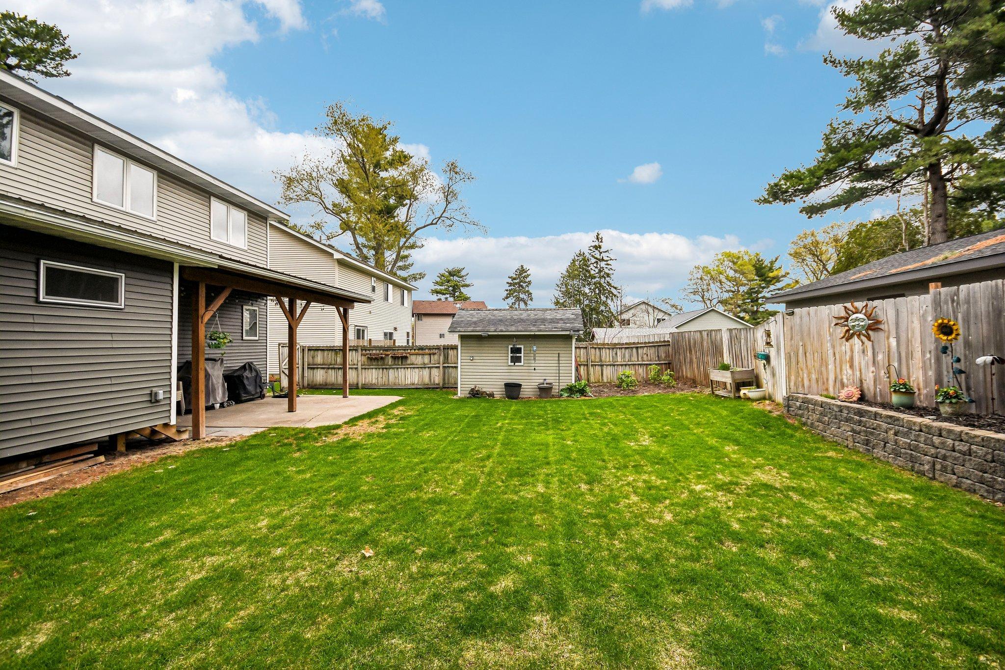 11-web-or-mls-Birch Rd-S0705-011.jpg