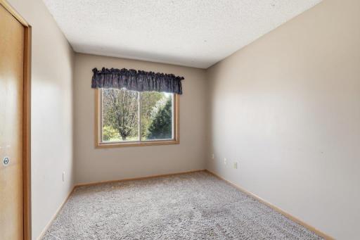 9480 71st S, Cottage Grove, MN 55016