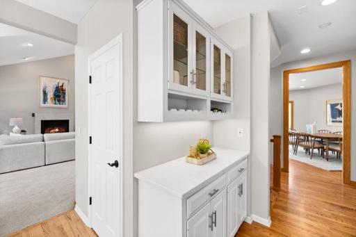 9548 Virginia Avenue S, Minneapolis, MN 55438