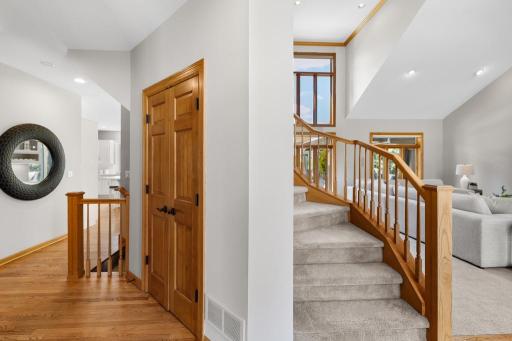 9548 Virginia Avenue S, Minneapolis, MN 55438