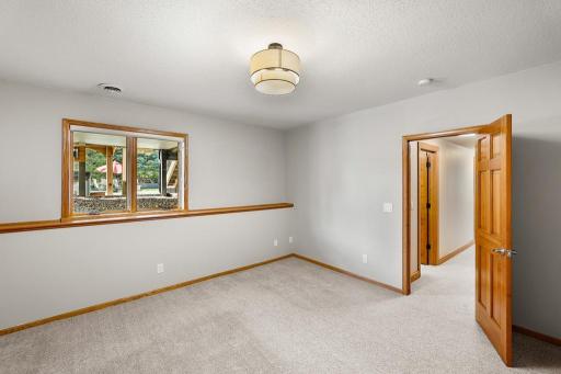 9548 Virginia Avenue S, Minneapolis, MN 55438
