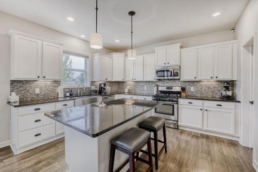 6799 Jensen Ave S - Web Quality - 004 - 04 Kitchen.jpg