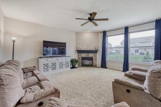 6799 Jensen Ave S - Web Quality - 008 - 08 Family Room.jpg