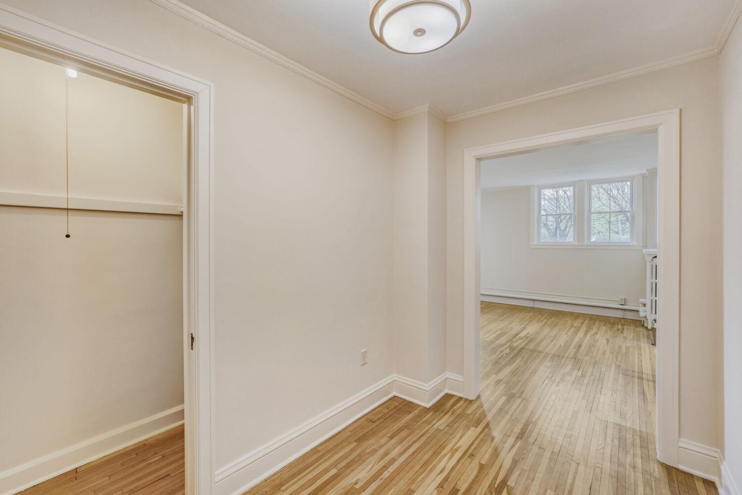 2615 Park Avenue #B2 - Web Quality - 023 - 22 Bedroom.jpg