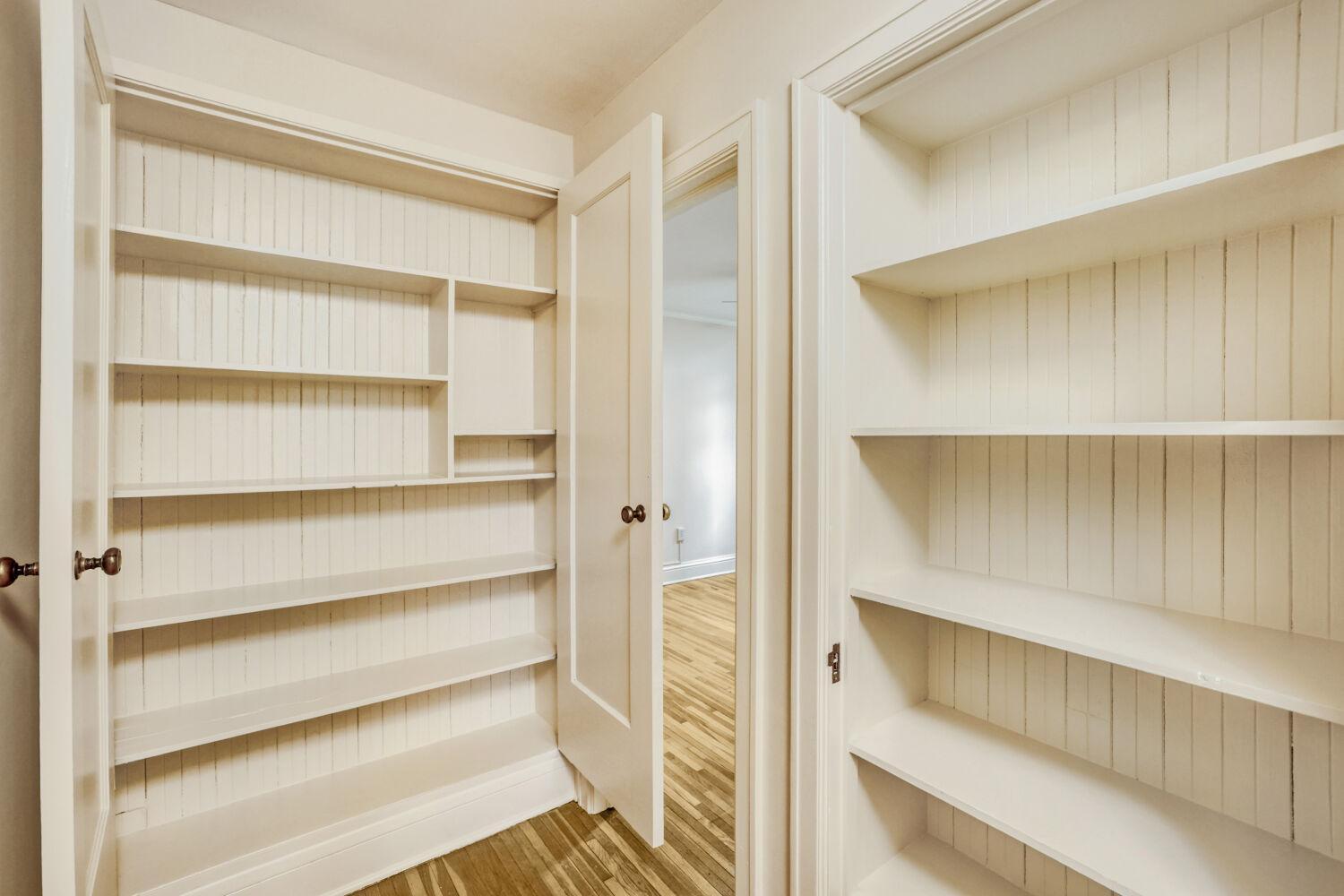 2615 Park Avenue #B2 - Web Quality - 025 - 24 Closet.jpg