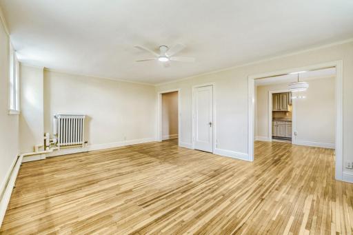 2615 Park Avenue #B2 - Web Quality - 013 - 12 Family Room.jpg