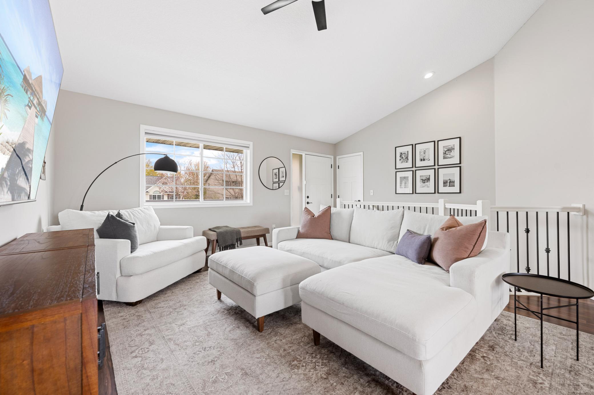 239 Plum Tree Ln-MLS-5.jpg