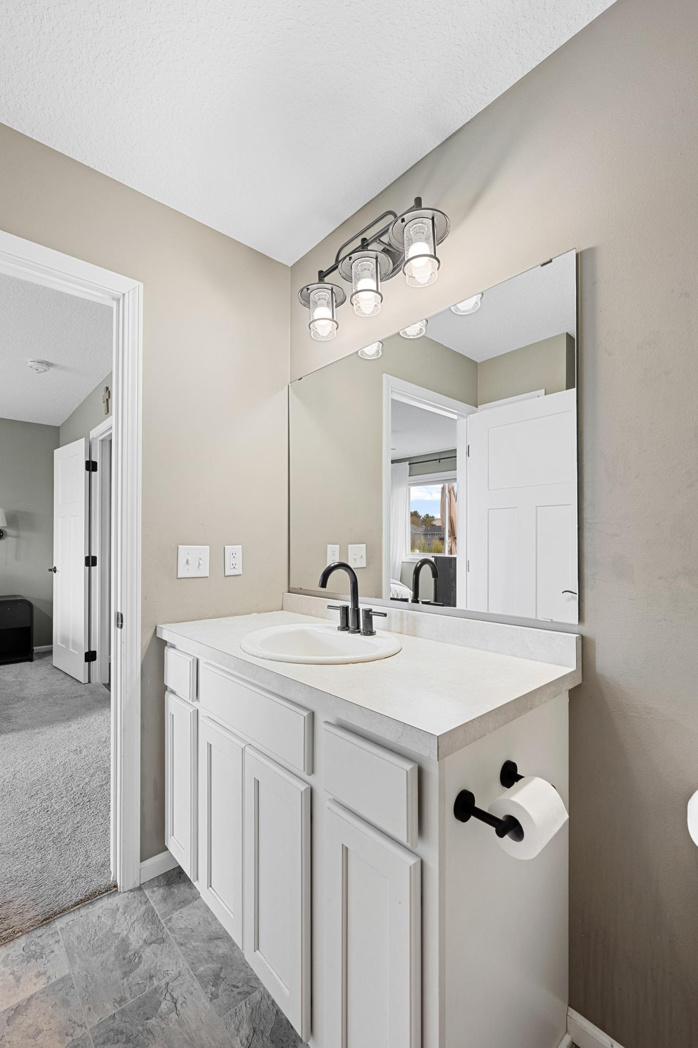 239 Plum Tree Ln-MLS-19.jpg