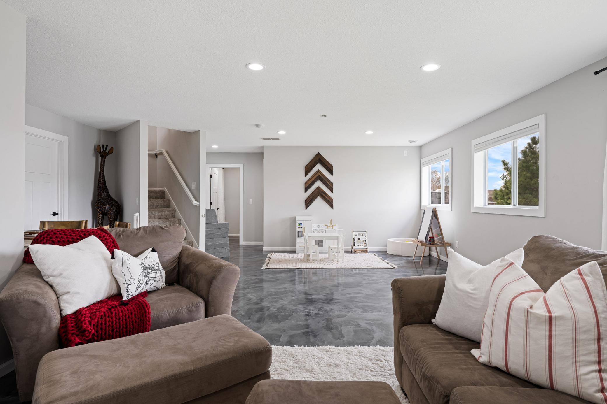 239 Plum Tree Ln-MLS-30.jpg