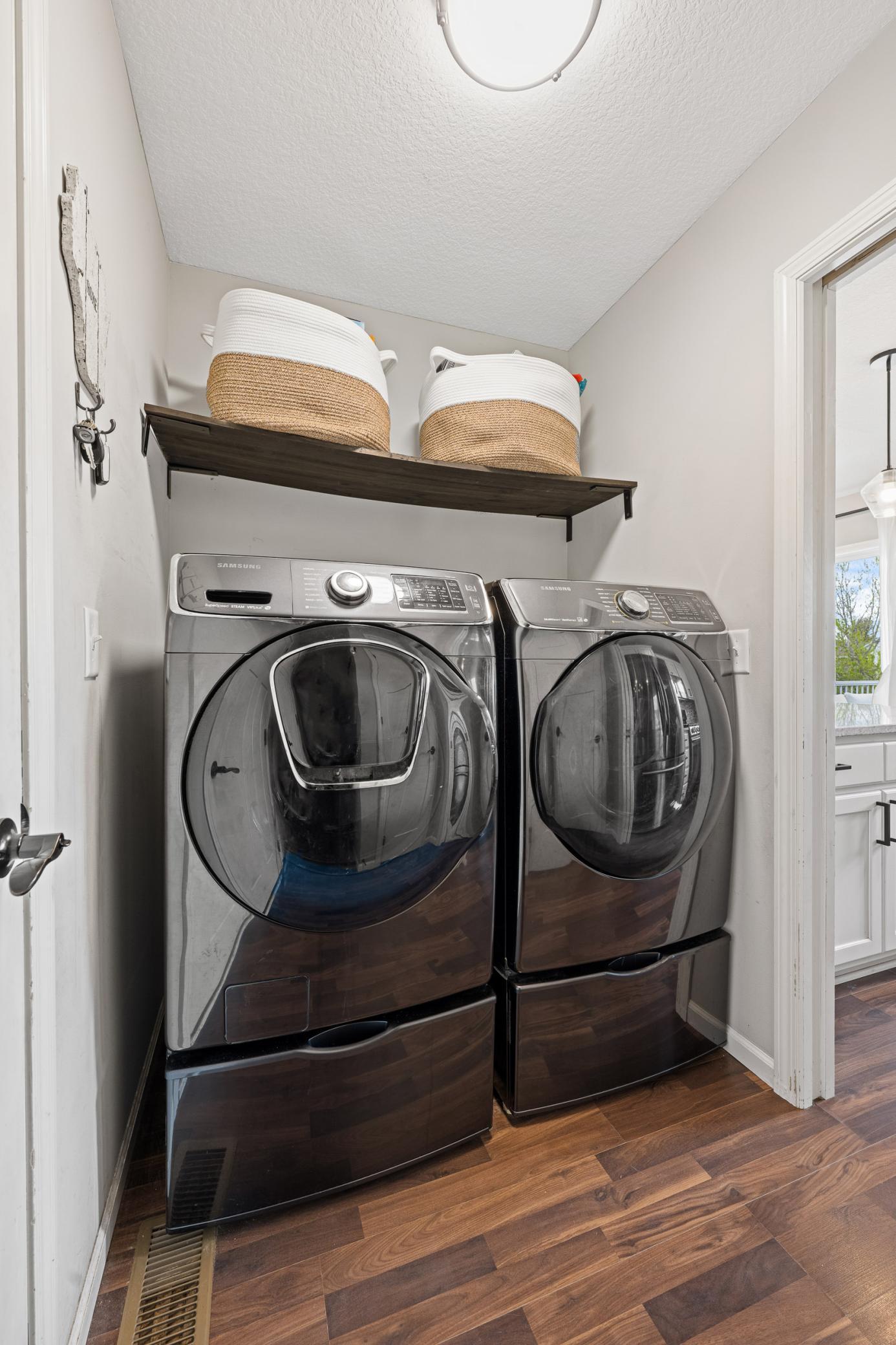 239 Plum Tree Ln-MLS-15.jpg