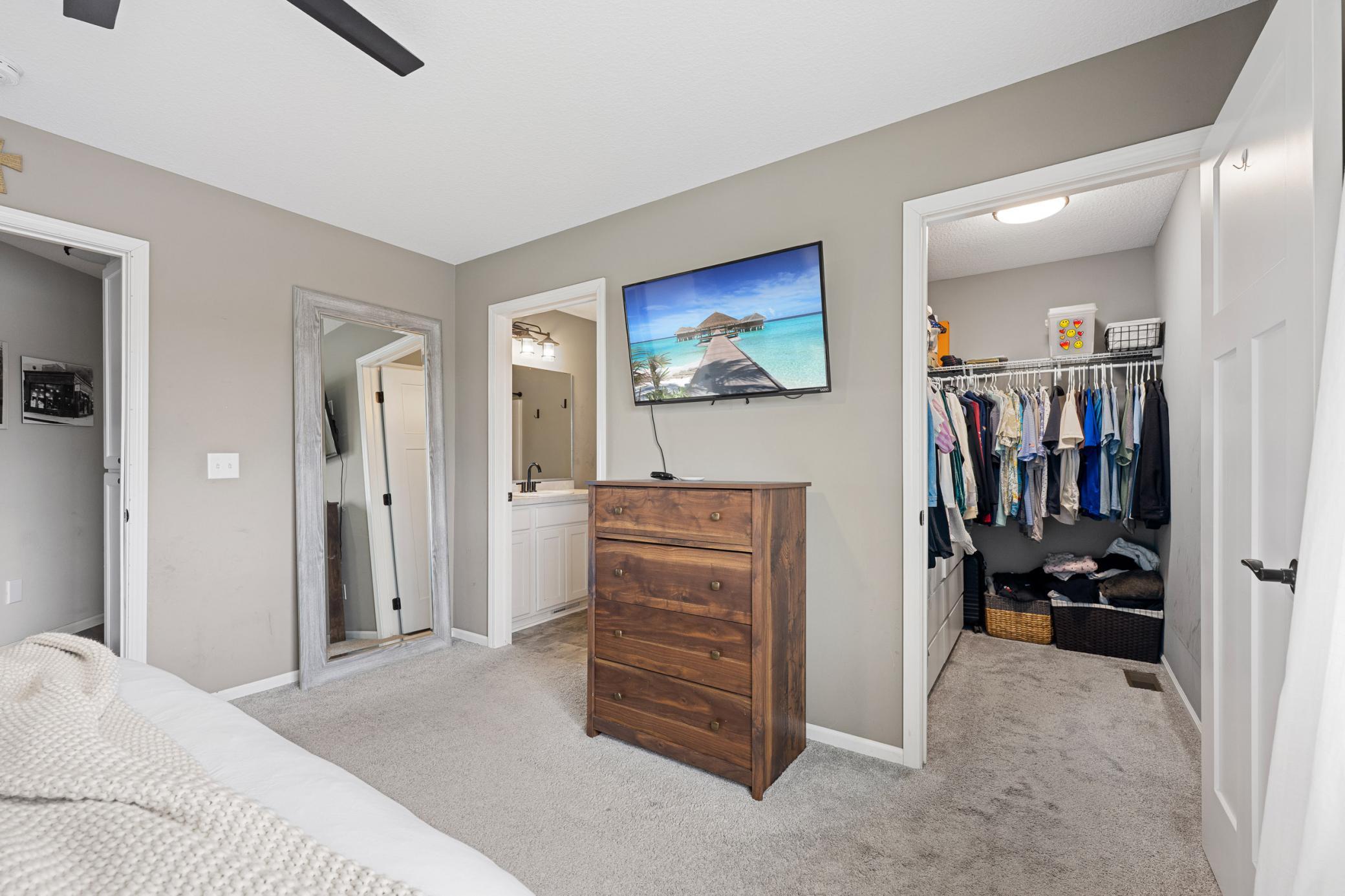 239 Plum Tree Ln-MLS-17.jpg
