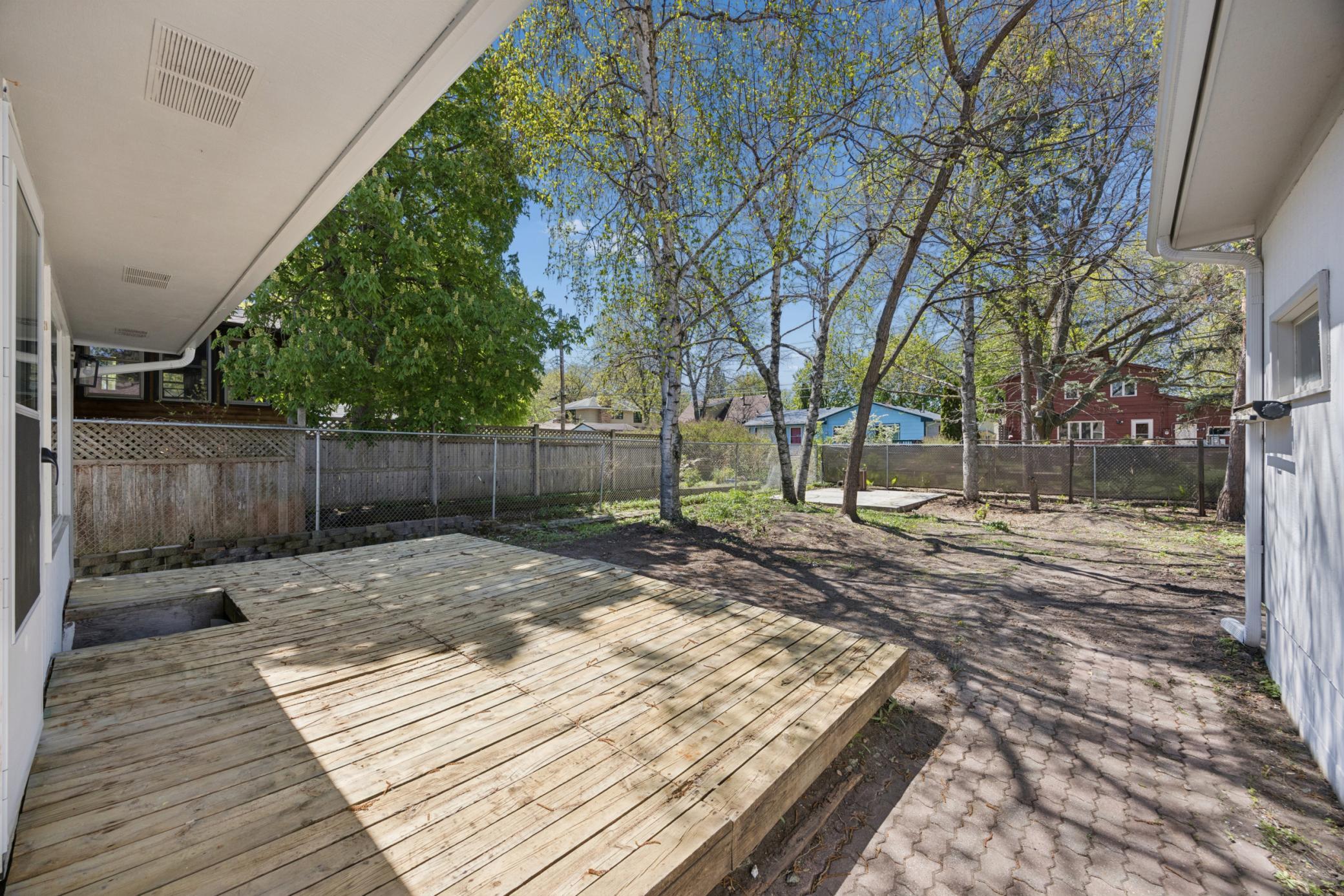 Deck/backyard facing SW