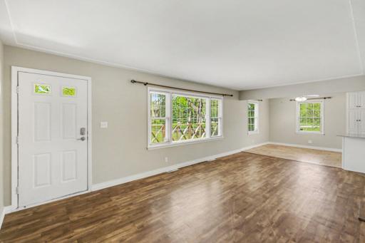 5214 E County N, Saint Paul, MN 55110