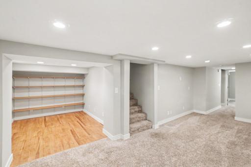 5214 E County N, Saint Paul, MN 55110