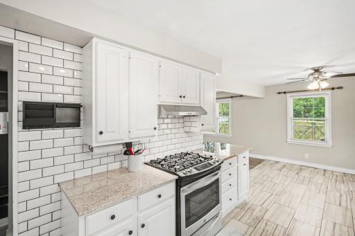 5214 E County N, Saint Paul, MN 55110