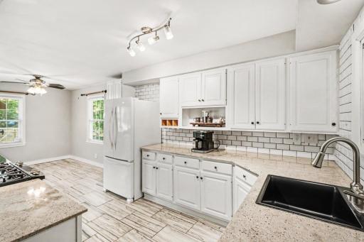 5214 E County N, Saint Paul, MN 55110