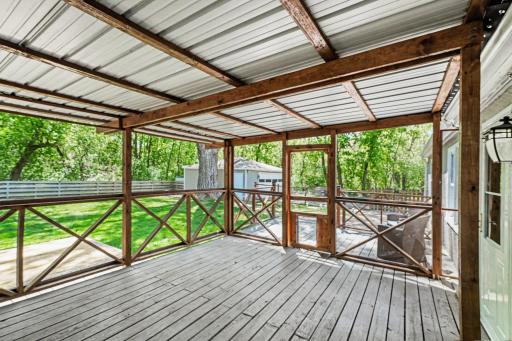 5214 E County N, Saint Paul, MN 55110