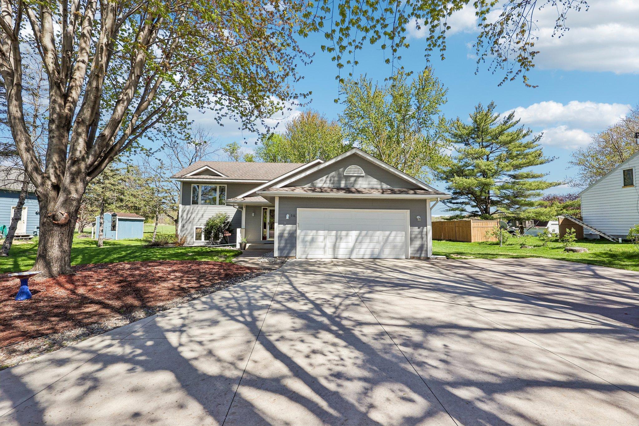 Welcome to 516 West River Road, Delano, MN!
