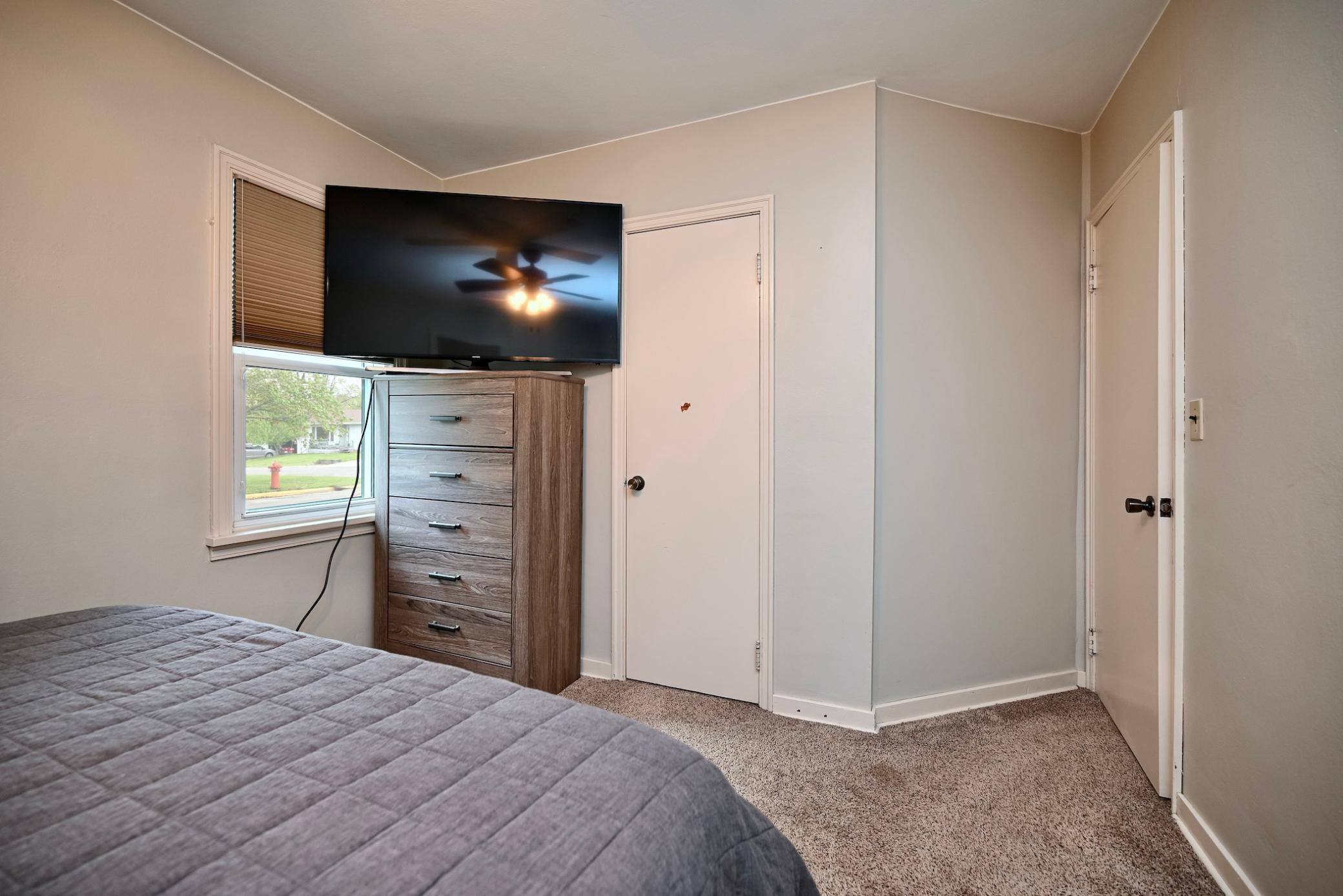 9 Primary Bedroom II.jpg