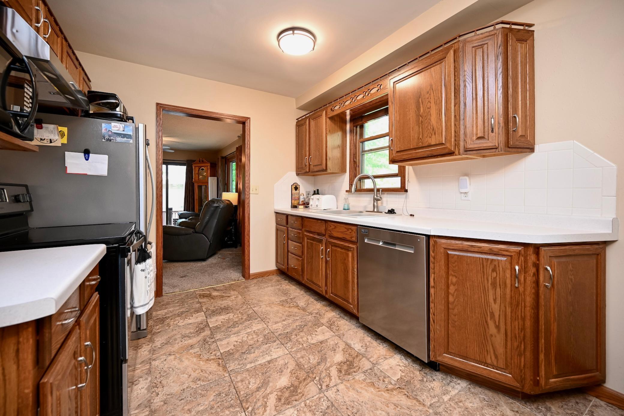 5 Kitchen I.jpg