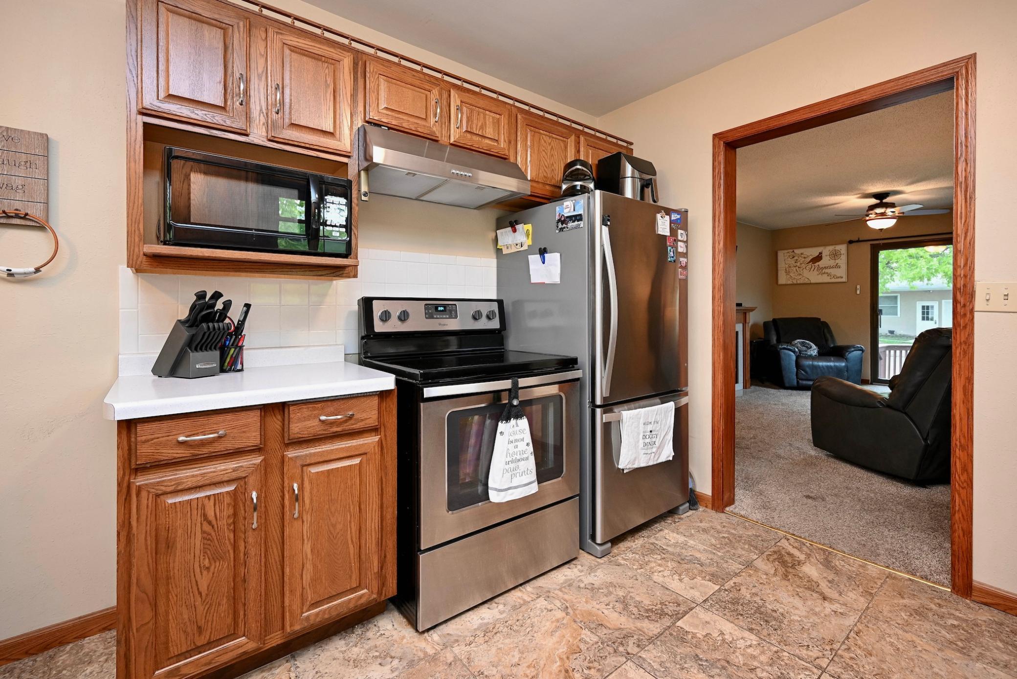 6 Kitchen II.jpg
