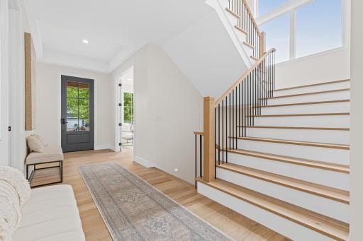 6100 Abbott Avenue S, Edina, MN 55410